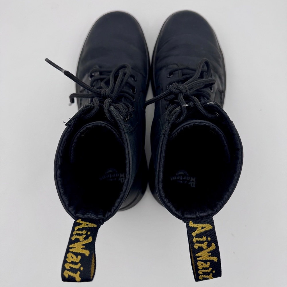 Dr. Martens Combs Black Wyoming Leather Combat Boots - Size 9 Women's/8 Men's - Picture 9 of 14